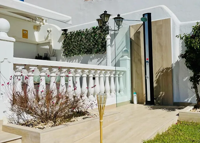 Luxury With Sea View, Private Jacuzzi & Heated Pool *