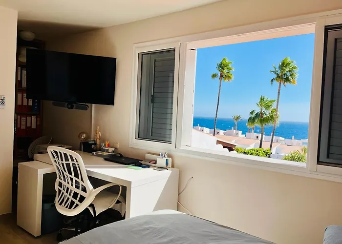 Luxury With Sea View, Private Jacuzzi & Heated Pool