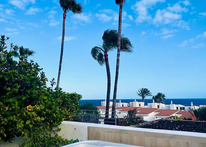 Villa Luxury With Sea View, Private Jacuzzi & Heated Pool San Miguel de Abona