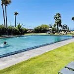 Luxury With Sea View, Private Jacuzzi & Heated Pool 别墅 圣米格尔德阿沃纳