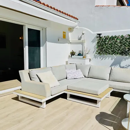 With Sea View And Luxury Heated Pool 圣米格尔德阿沃纳