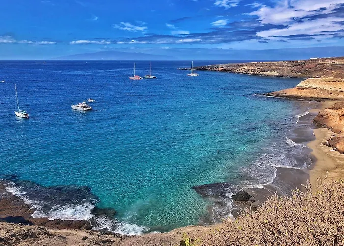 Luxury With Sea View, Private Jacuzzi & Heated Pool Βίλα *