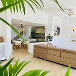 Luxury With Sea View, Private Jacuzzi & Heated Pool Villa San Miguel de Abona