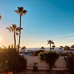 Luxury With Sea View, Private Jacuzzi & Heated Pool San Miguel de Abona