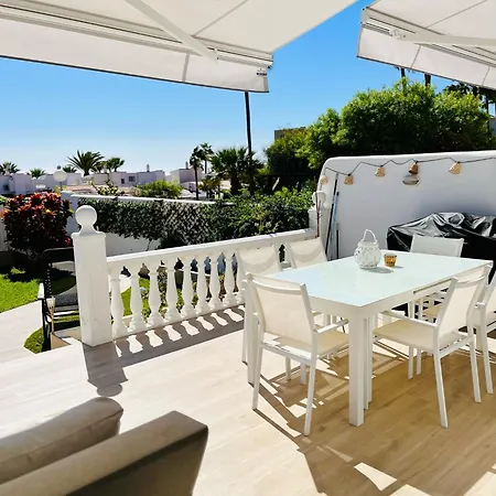 Villa Luxury With Sea View, Private Jacuzzi & Heated Pool San Miguel de Abona