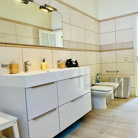 Luxury With Sea View, Private Jacuzzi & Heated Pool *