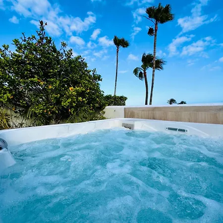Luxury With Sea View, Private Jacuzzi & Heated Pool * San Miguel de Abona