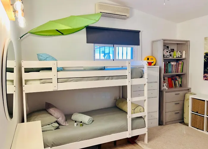 Luxury With Sea View, Private Jacuzzi & Heated Pool Willa